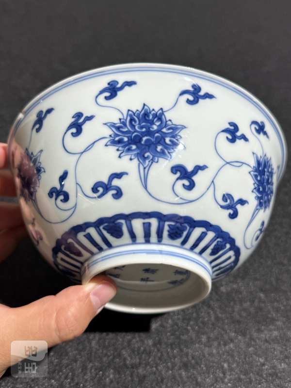 清康熙 青花缠枝莲纹碗 - 图4